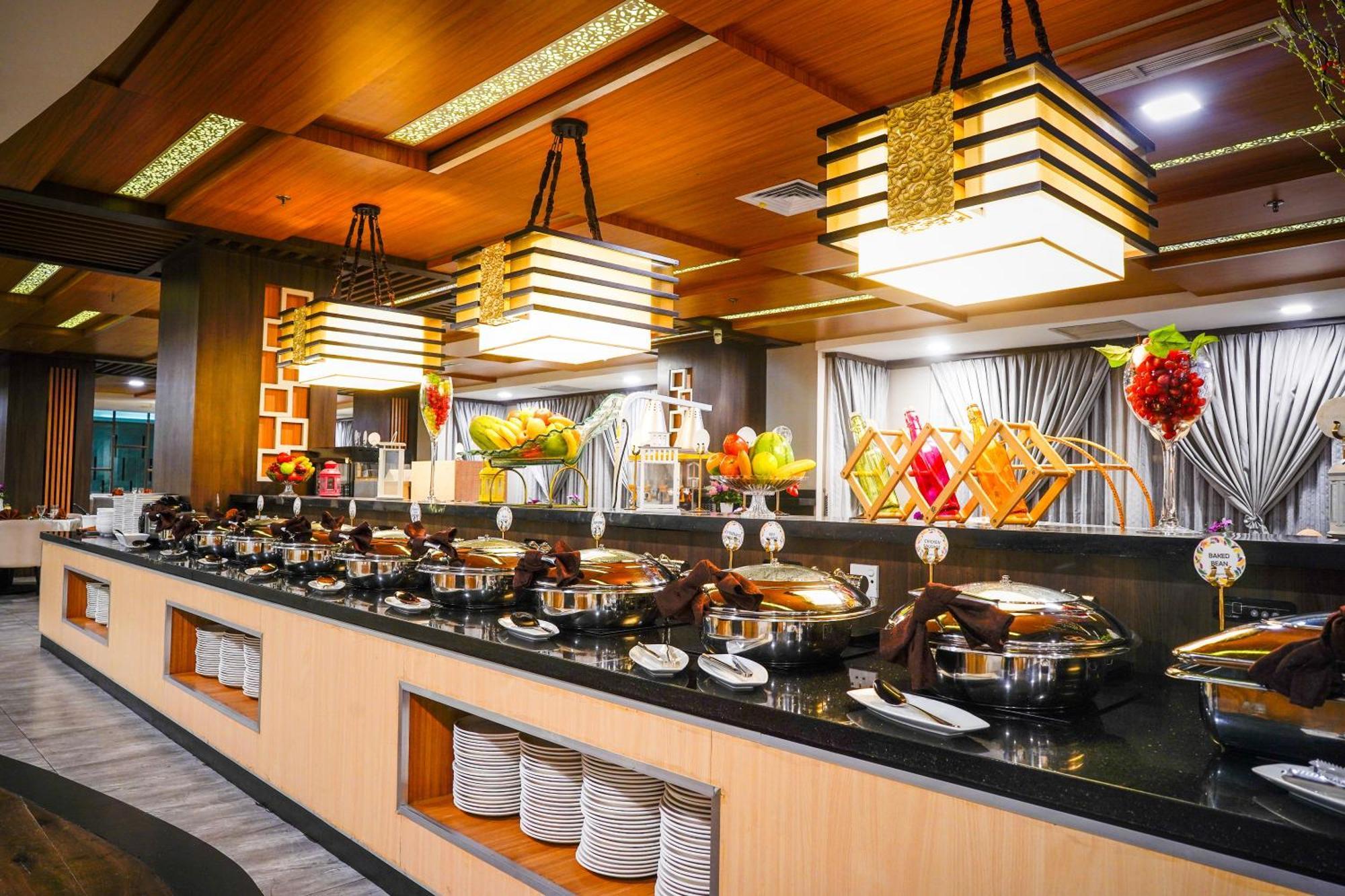 Nagoya Hill Hotel Batam Kültér fotó