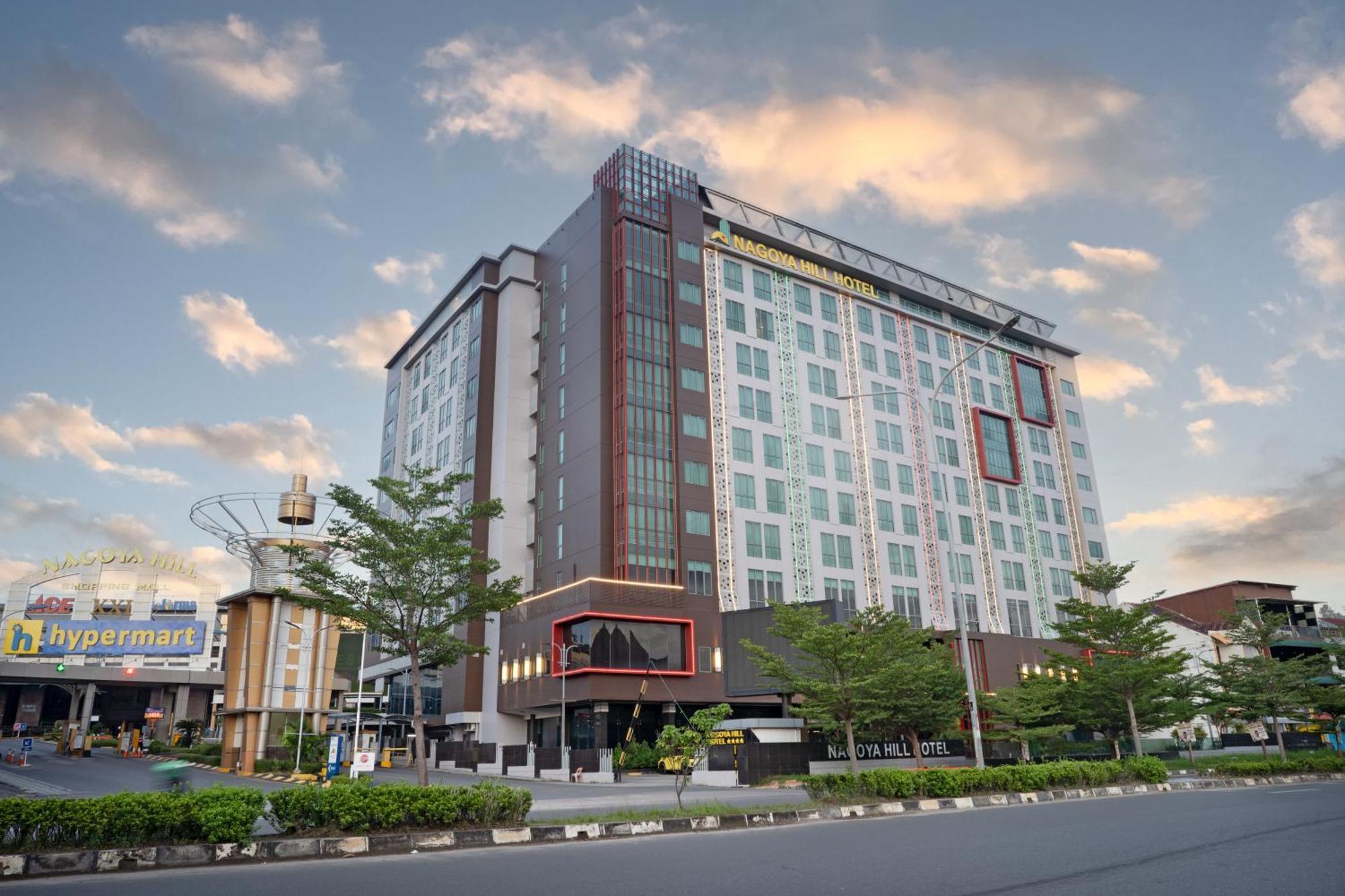Nagoya Hill Hotel Batam Kültér fotó