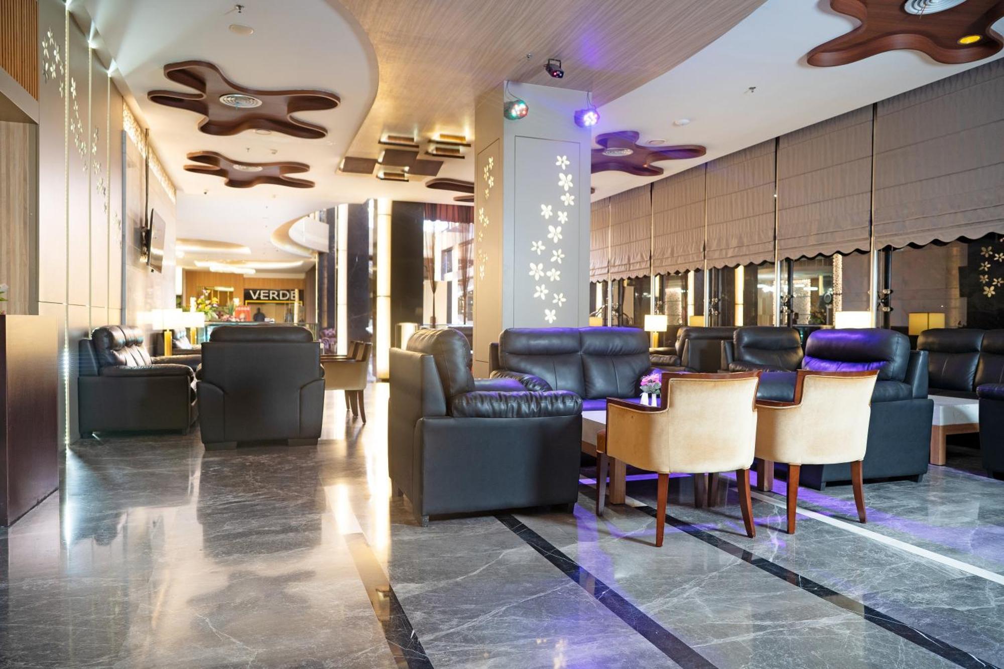 Nagoya Hill Hotel Batam Kültér fotó