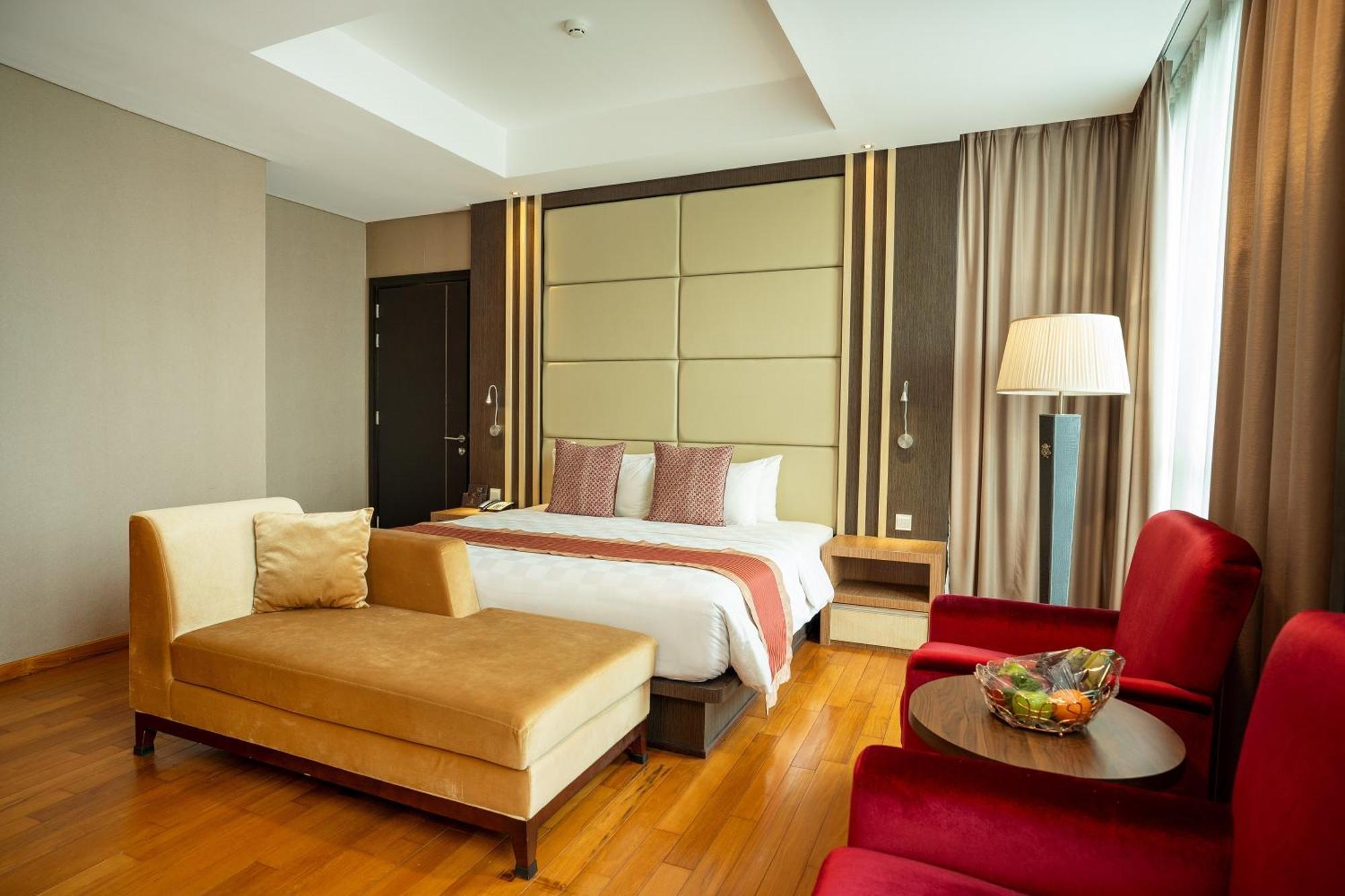 Nagoya Hill Hotel Batam Kültér fotó