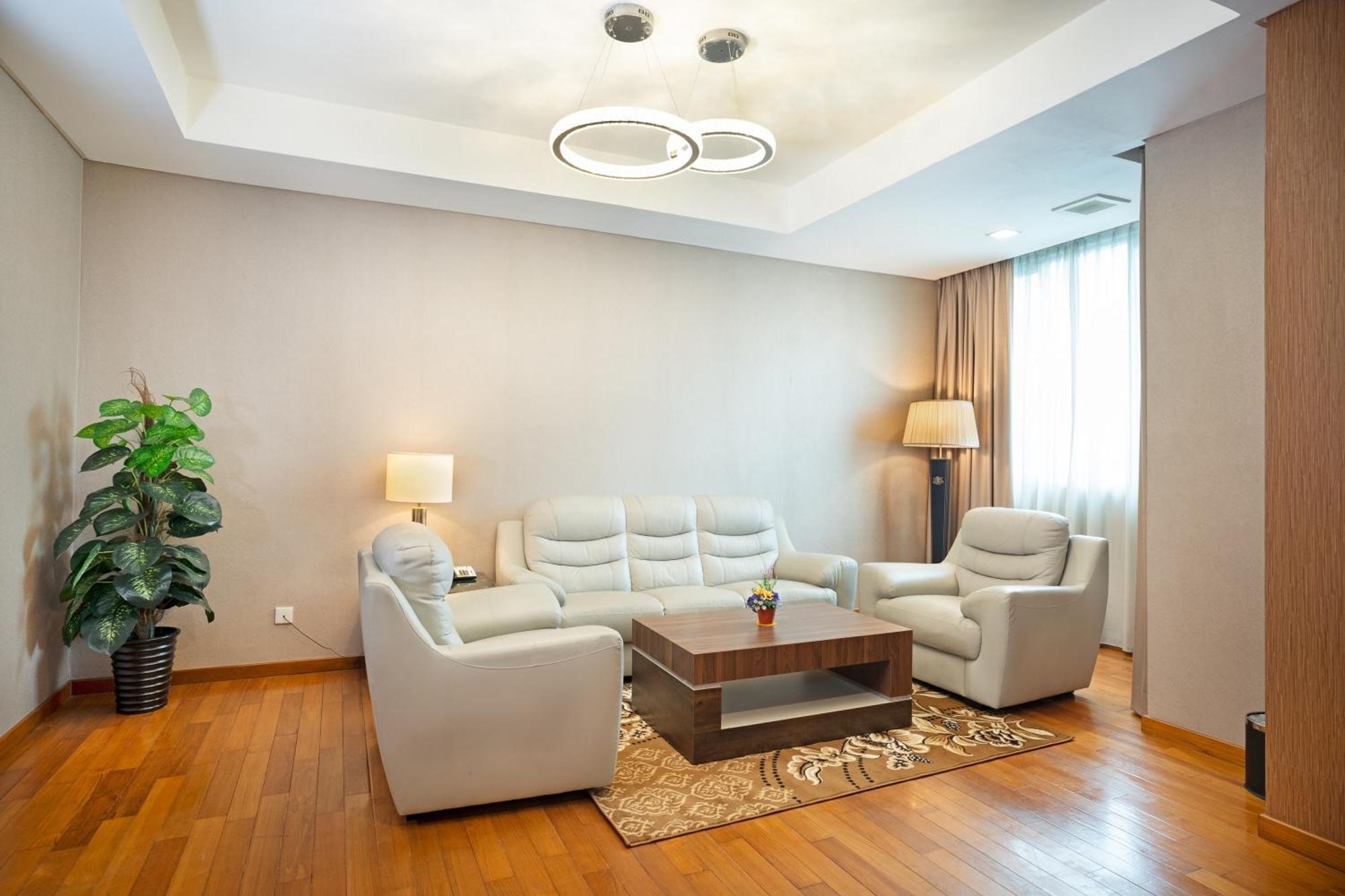 Nagoya Hill Hotel Batam Kültér fotó