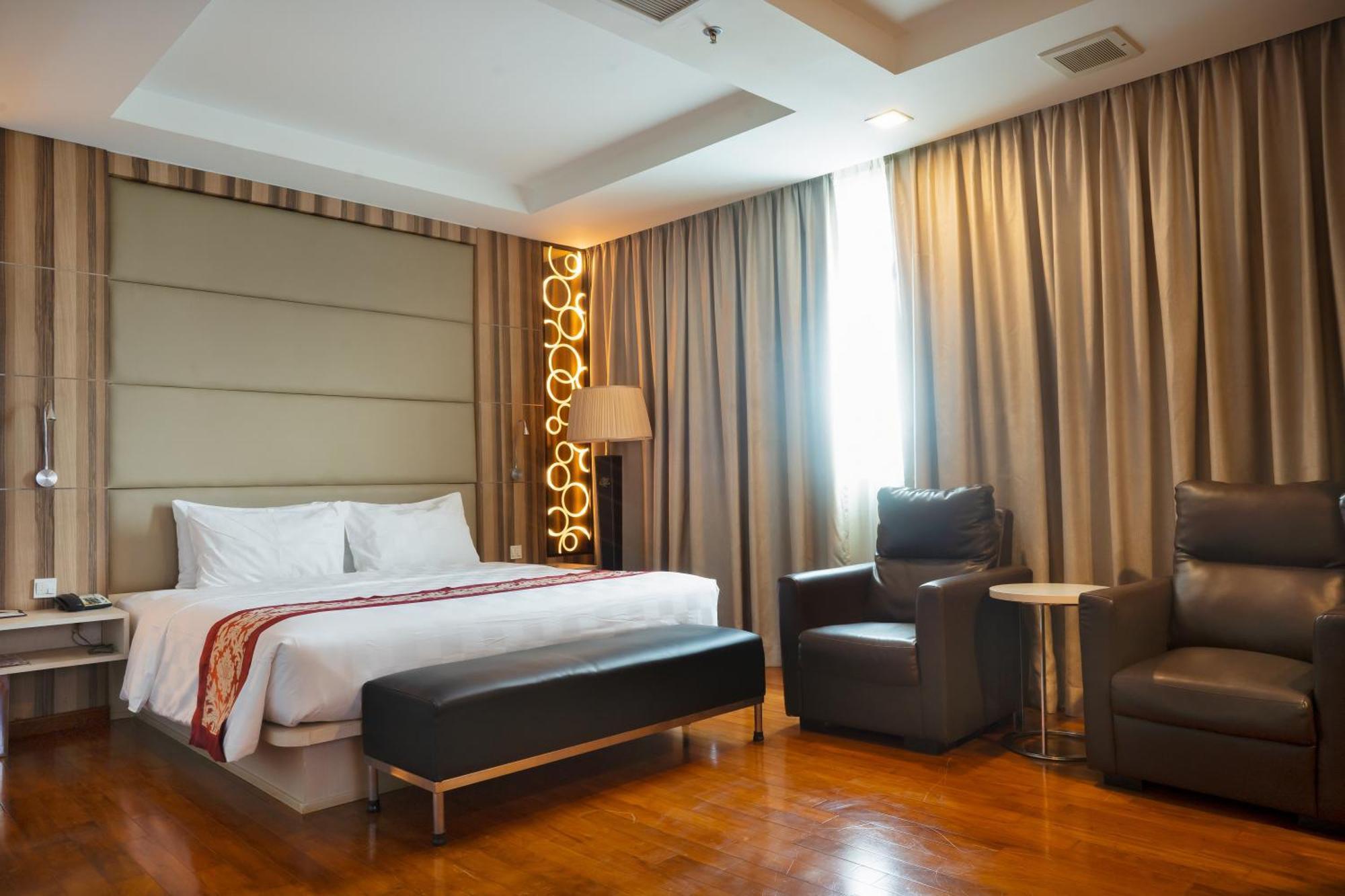 Nagoya Hill Hotel Batam Kültér fotó