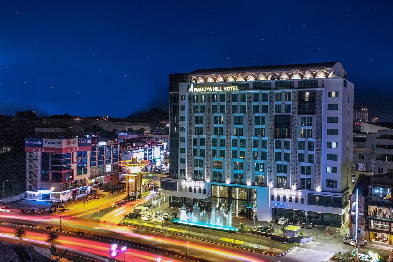 Nagoya Hill Hotel Batam Kültér fotó